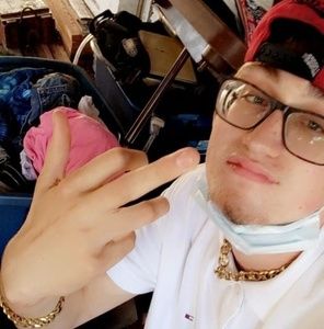 Meet your Posher, Parker